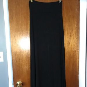 Black stretchy maxi skirt